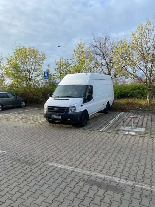Nabízíme pronájem dodávky Ford Transit 3,5t - Obrázek 2